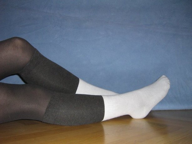 SSH schwarz mit Socken Bild 2